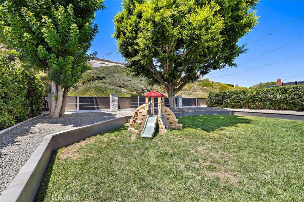 22051 Salcedo, Mission Viejo CA 92691 - Photo 36