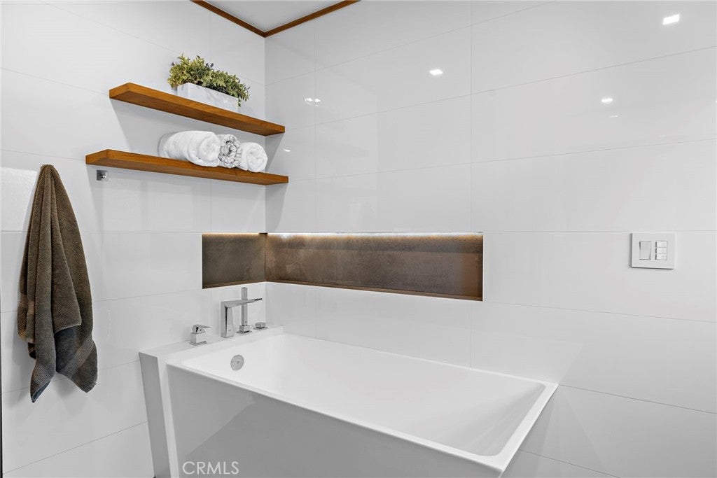 22051 Salcedo, Mission Viejo CA 92691 - Photo 31