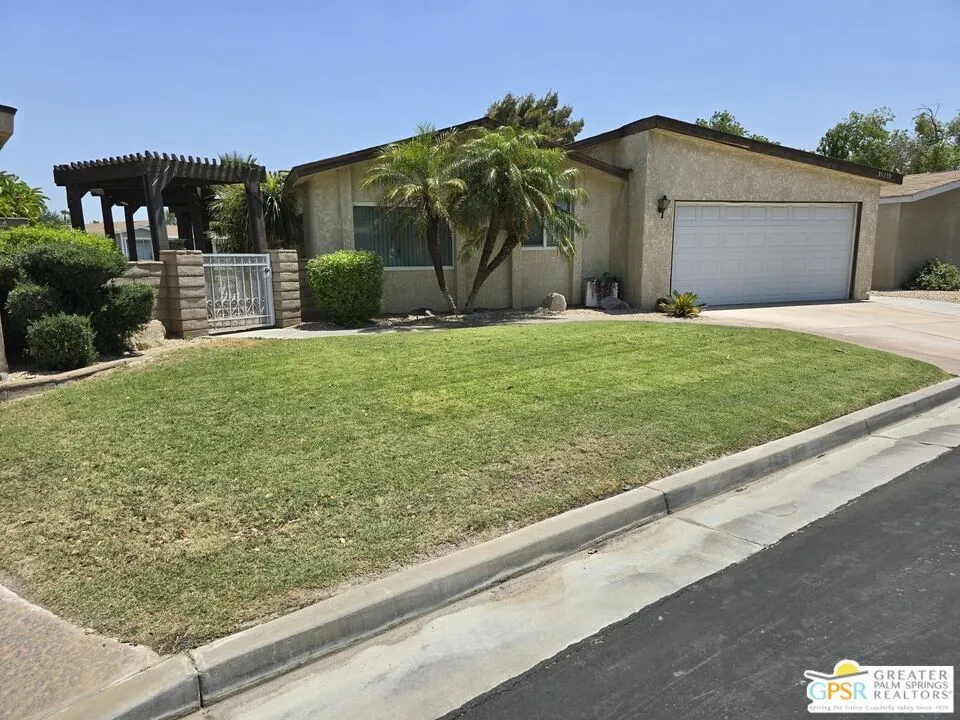 Thousand Palms, California 92276, United States, 3 Bedrooms Bedrooms, ,2 BathroomsBathrooms,Residential,Active,162414