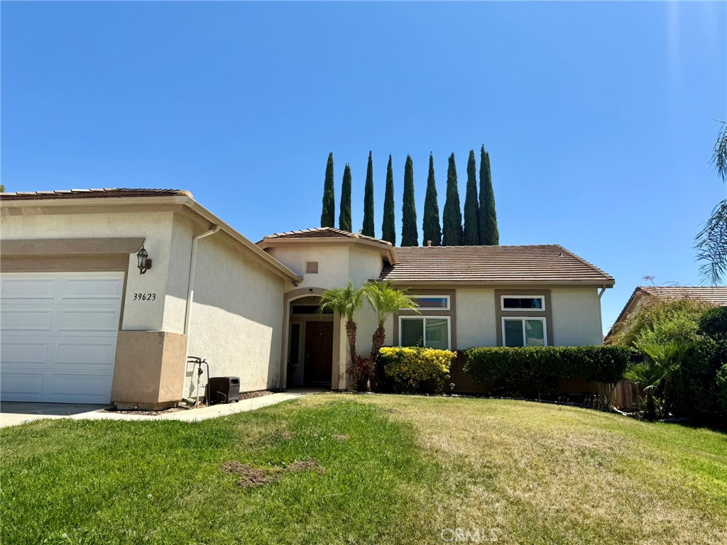 Welcome to Your New Single Story Home in Prime Murrieta Community!
Open Layout and 10ft ceilings provides this (3) Bed (2) Bath home a spacious feeling. Features nice tile & vinyl plank floors for a Luxurious look and easy maintenance. Living Room with Gas Fireplace. Remodeled kitchen with quartz counter tops and tiled back splash. Upgraded appliances, Fridge, Stove Dishwasher, Microwave, Oven, Washer & Dryer. Laundry Room inside. Newer A/C unit provides ample cooling for Hot Days. Master Bedroom with his & hers closets. Master bathroom with standup shower and detached soaking tub. Ceiling fans throughout the entire home. Upgraded light fixtures provide well lit ambience with modern look. Spacious backyard with plenty of fruit trees: nectarines, peaches, citrus. Ferns provide plenty of privacy. Irrigation system provides easy watering. Backyard grass under repair. Conveniently located near major shopping centers and (2) miles away from Temecula Promenade Mall and Restaurants.
Great Schools: Daniel N. Buchanan Elementary School 7/10, Warm Springs Middle School 7/10, Vista Murrieta High School 9/10.
This home will not last long.
Qualifications:
1) Credit Score must be 600+ for each Adult *No Evictions, *No Open Bankruptcies, * No Tax Liens/Judgements.
2) Combined Monthly Gross Income Must be 3x the Monthly Rent Amount.
3) Positive & Verifiable Rental History or Home Ownership