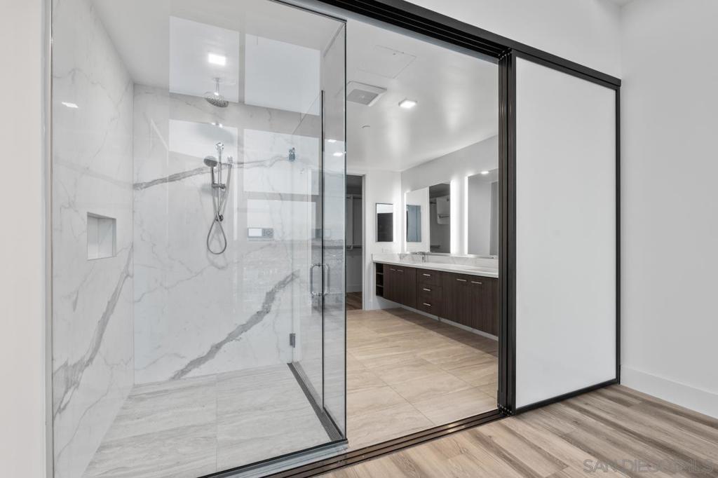 Downtown - Residential Lease