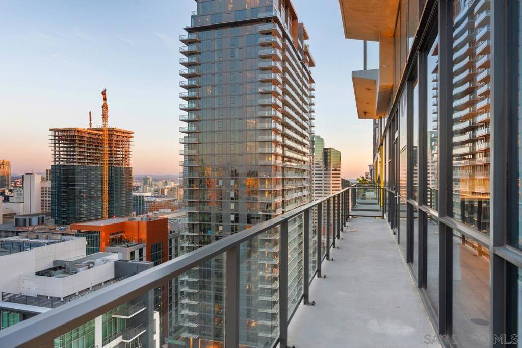 Downtown - Residential Lease