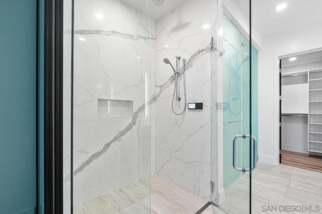 Downtown - Residential Lease