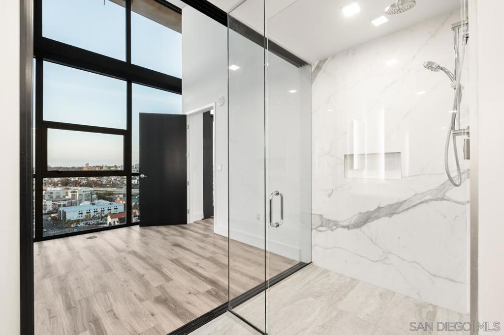 Downtown - Residential Lease