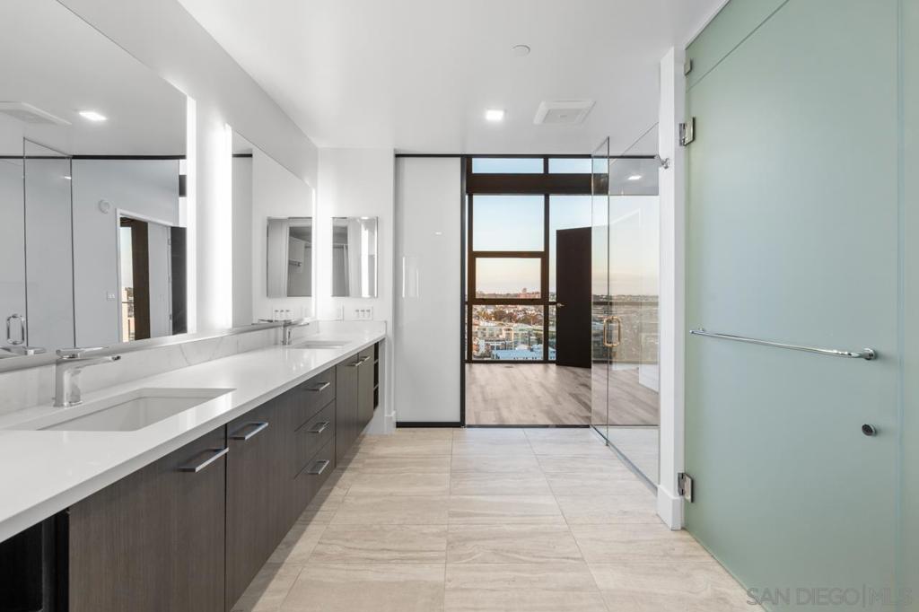 Downtown - Residential Lease