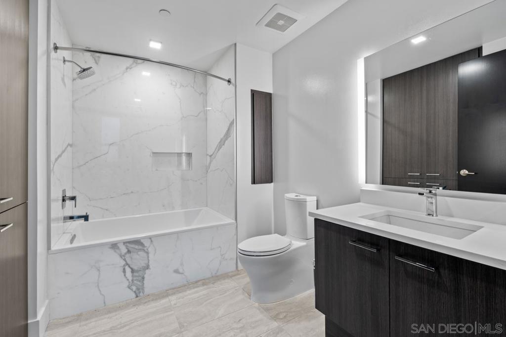 Downtown - Residential Lease