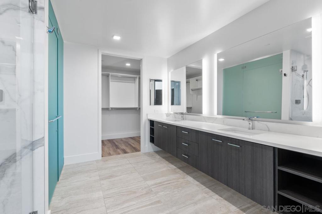Downtown - Residential Lease