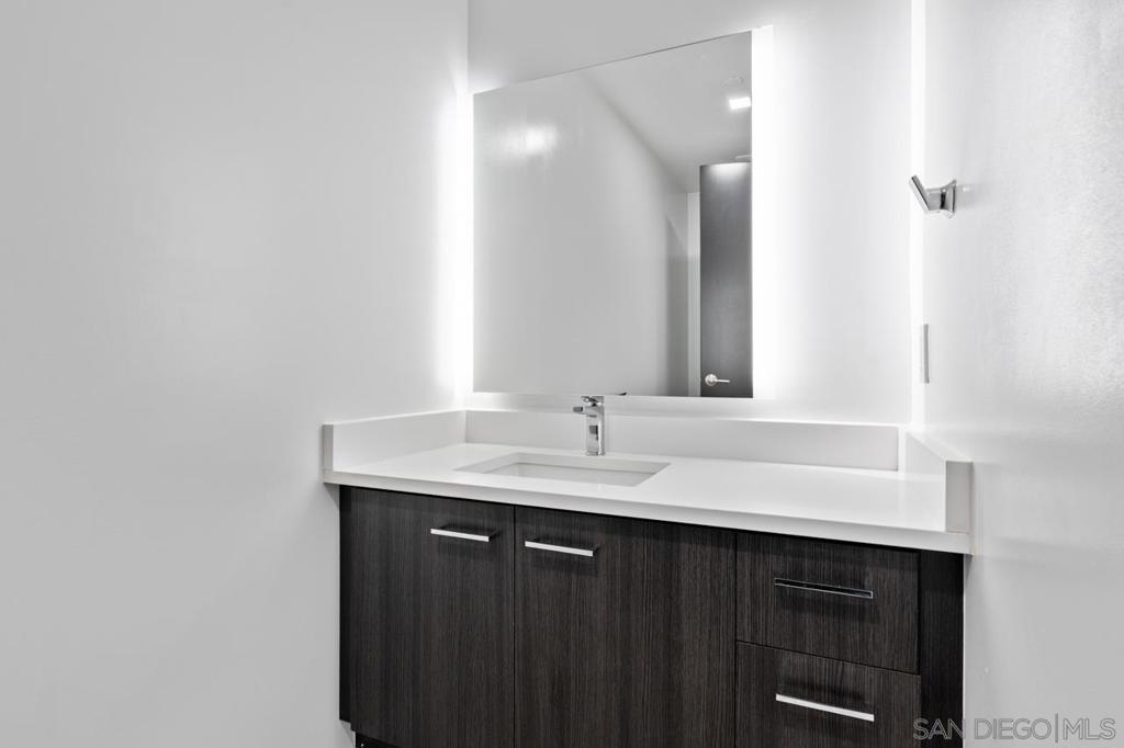 Downtown - Residential Lease