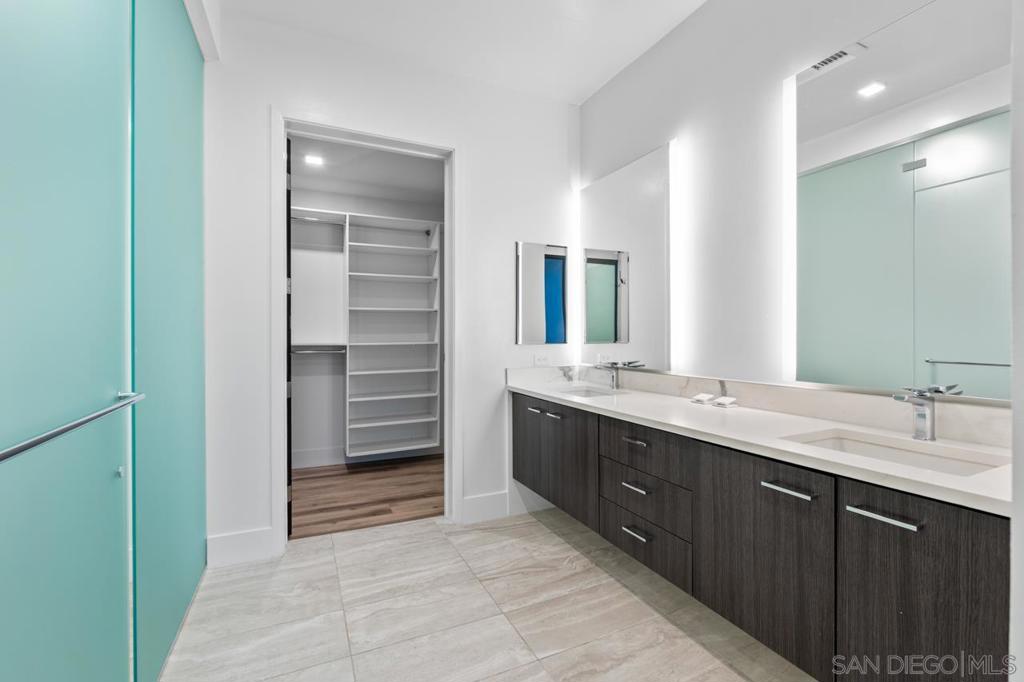Downtown - Residential Lease