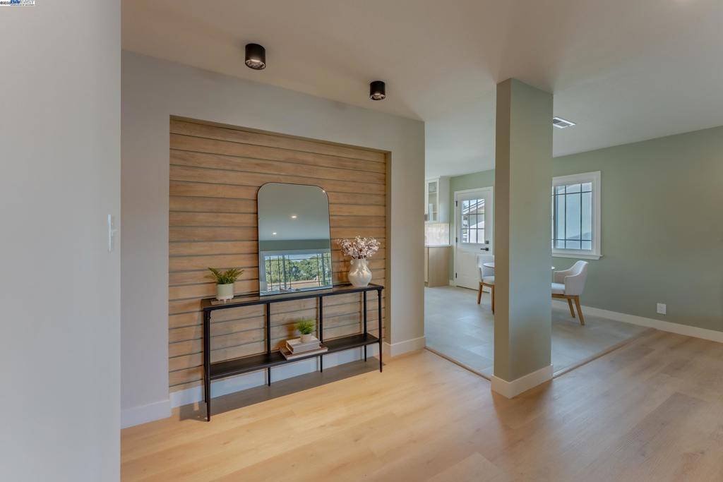 22555 Northview Drive