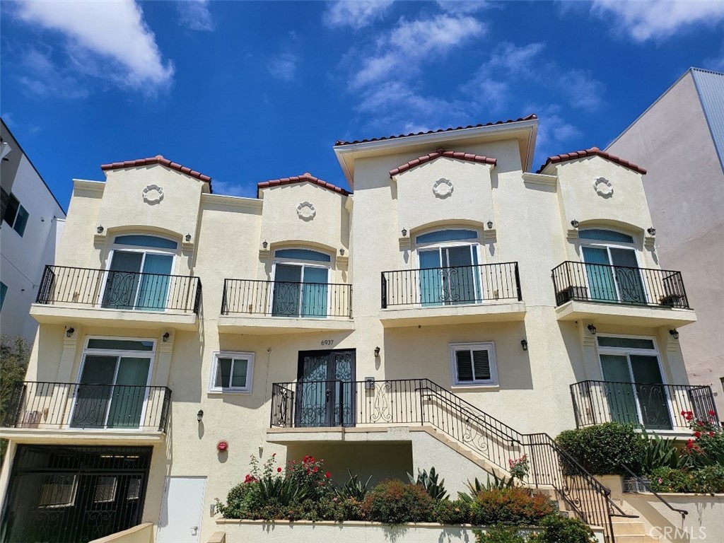Welcome home to this luxurious 2 bedroom, 2.5 bath apartment in the Westchester neighborhood of Los Angeles. This 2-story home is located in a beautiful building and built recently in 2015 featuring wood flooring, recessed lighting, and higher ceilings! Stay comfortable all year with central A/C and central heat. The first floor features a closet for your storage needs, roomy half bathroom, living room and kitchen with large windows to let in natural lighting. Stylishly combined accents of white, black, and stainless steel make up the unit's modern kitchen, which also comes fully stocked with a refrigerator, stove, and dishwasher. The second floor features both bedrooms each with a mirrored closet door, and balcony, 2 full bathrooms, and a laundry closet equipped with a washer and dryer. Located near LAX airport, Rogers Park, and all the shops and restaurants of the Ladera Center.