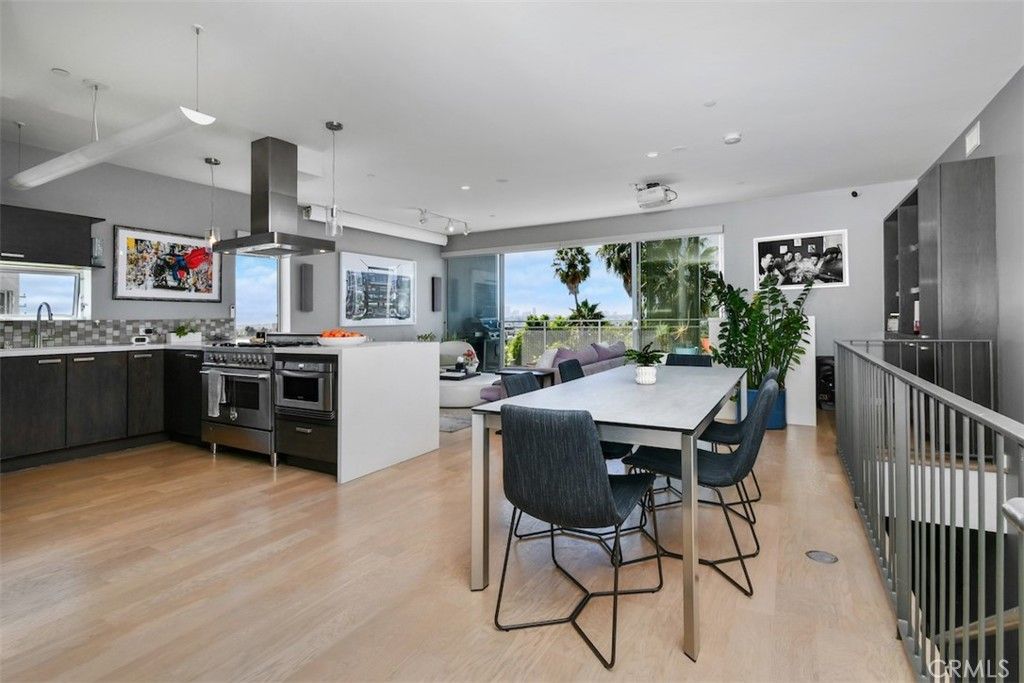 Photo of 751 N Fairfax Avenue #8, Los Angeles, CA 90046 (MLS # NP25200611)