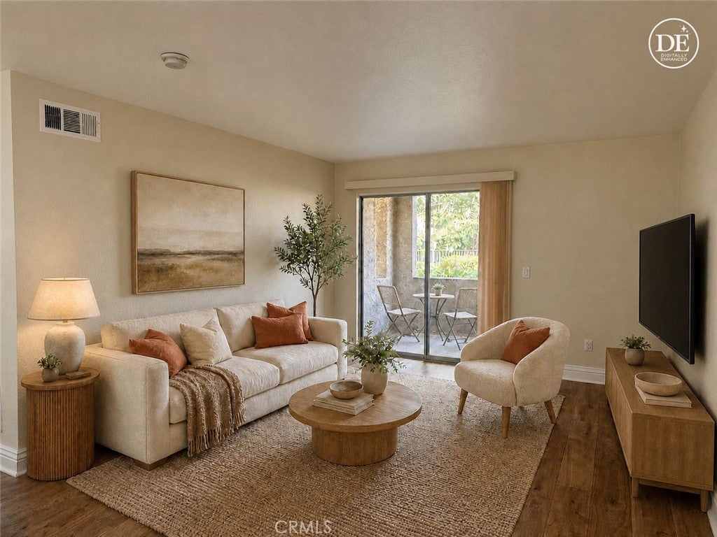 2325 Del Mar Way #106