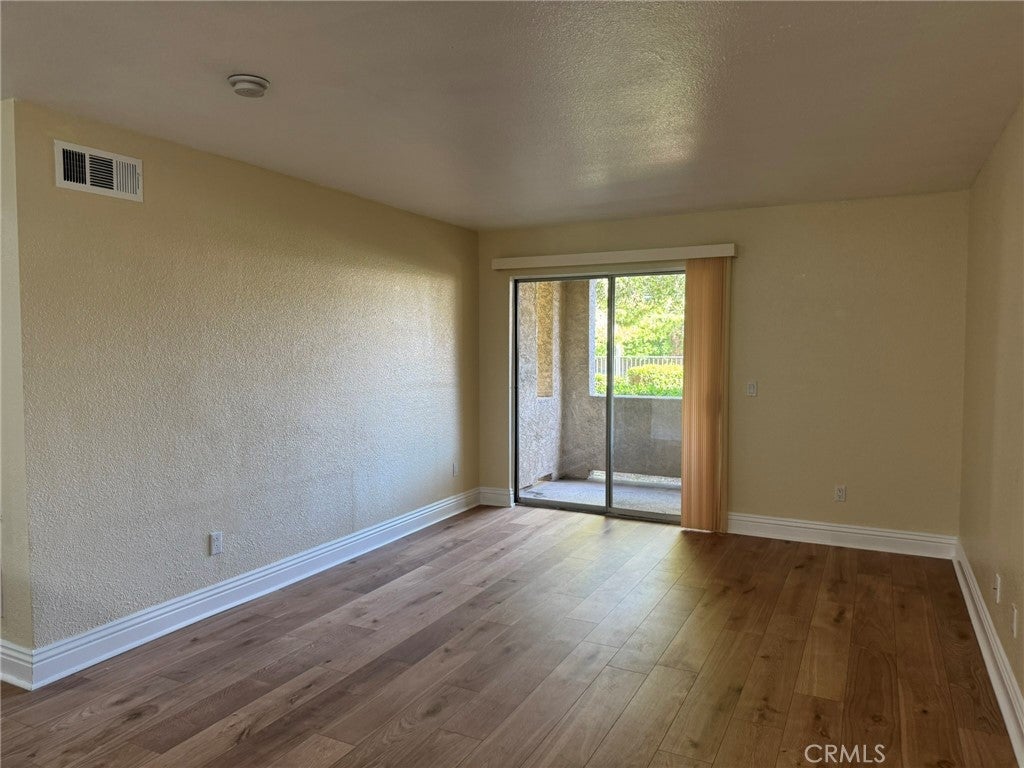 2325 Del Mar Way #106
