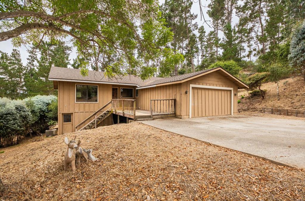 Fenced horse property & ranch-style home on approx. 3.75 acres nestled in the gated community of Holly Hills for under a million dollars. Single story home on corner lot that needs work inside (sold as is), but has newer roof, open floor plan and all windows with stunning views of mountains and canyons, large stone fireplace, large kitchen Island with garden window over sink, balcony off kitchen, 2 full bathrooms, primary has walk-in closet, large front deck to front door with stairway to partially finished 2 room basement (tack room, guest room, workshop, hobby/ playroom) with own private entrance. Attached two car garage & room for workshop bench and hookup to laundry. This is perfect property for your horses, garden, playground & entertaining. Feels like you are in a remote country setting, but close to shopping, restaurants, & safe access to HWY 101 for commuting both directions. This property is a diamond in the rough waiting for you to make it your dream come true. Won't last long.