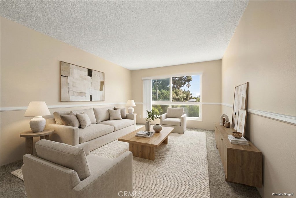 5585 E Pacific Coast Highway