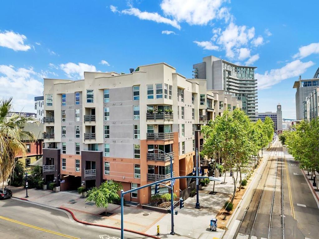 Photo of 1225 Island Ave. Ave #304, San Diego, CA 92101 (MLS # 260009635SD)