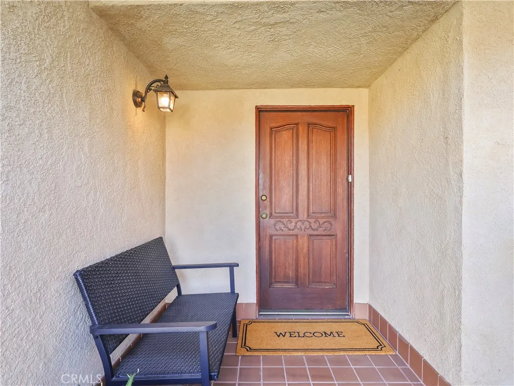 Van Nuys, California 91406, United States, 4 Bedrooms Bedrooms, ,2 BathroomsBathrooms,Residential,Pending,250218