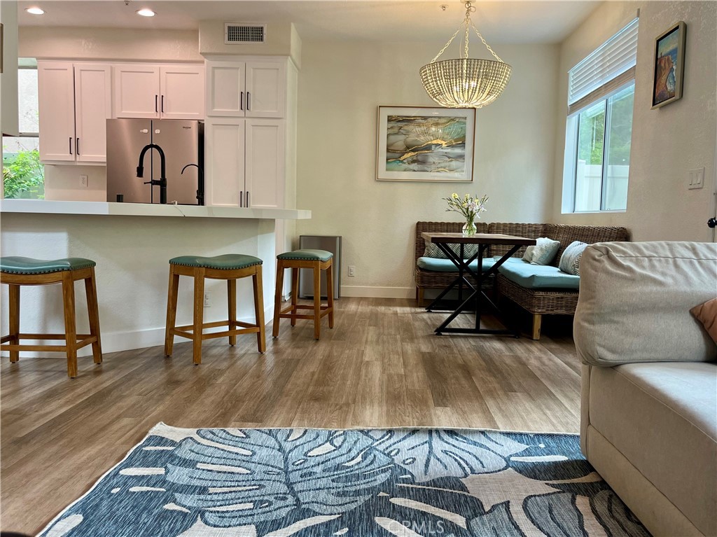 1129 W Capitol Dr. 29