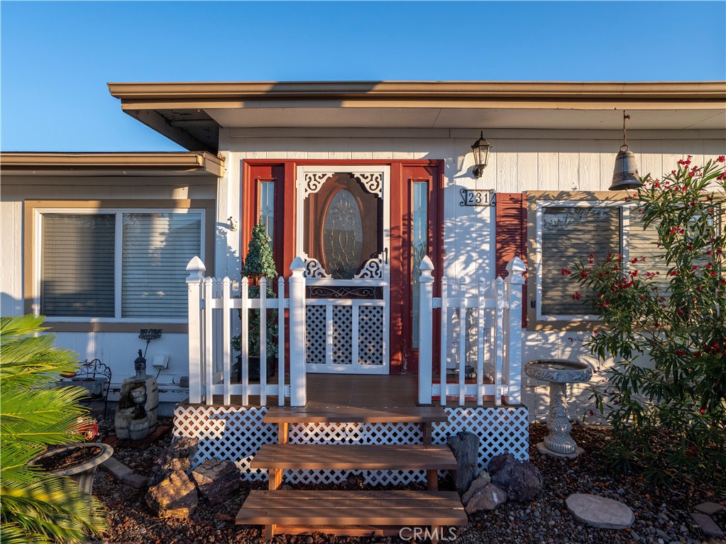 1245 W Cienega Avenue 231