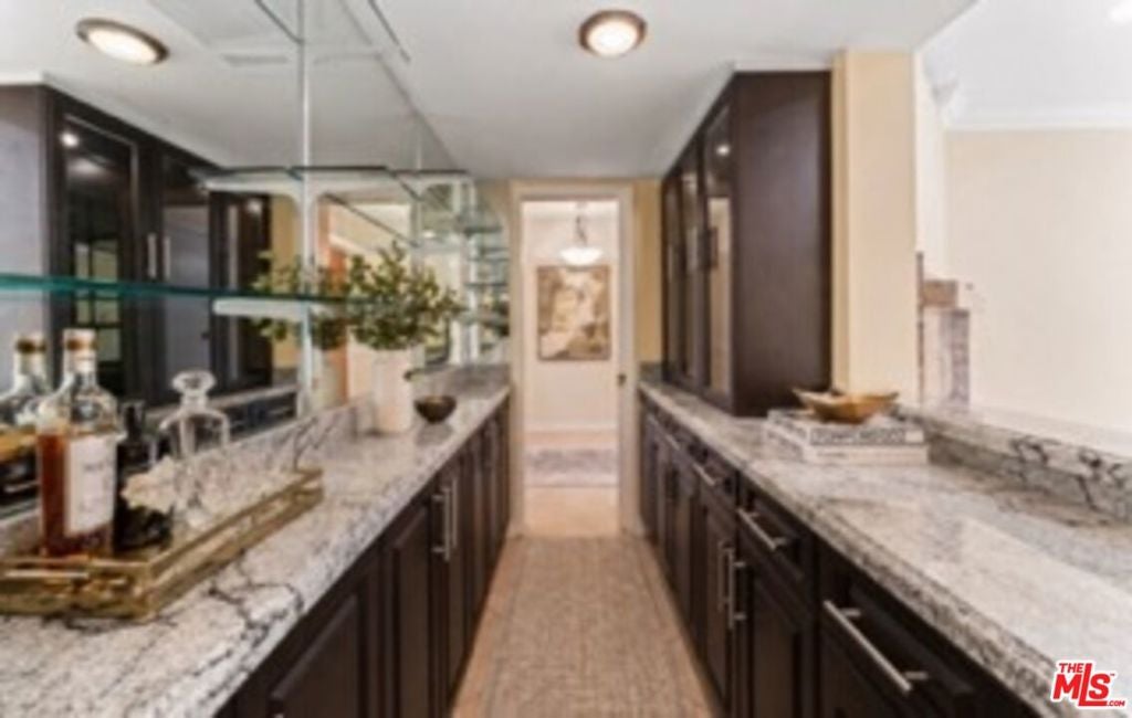 6225 Coldwater Canyon Avenue 112