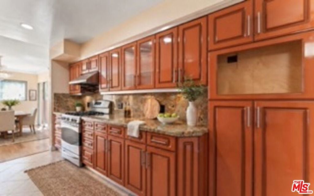 6225 Coldwater Canyon Avenue 112