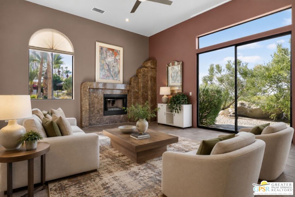 2300 N Vista Drive