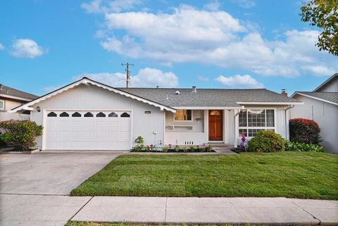 Photo of 41441 Paseo Padre Parkway, Fremont, CA 94539 (MLS # ML82044306)
