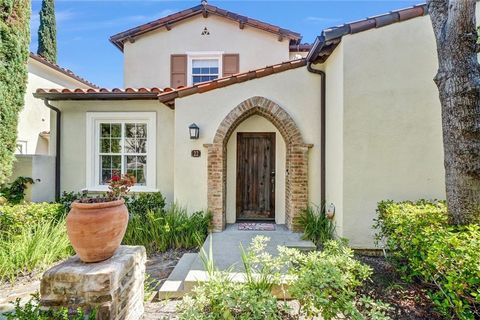 Photo of 22 Arborside, Irvine, CA 92603 (MLS # OC26114335)