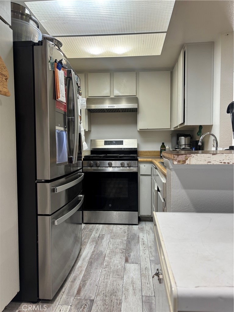 700 W 3rd C206