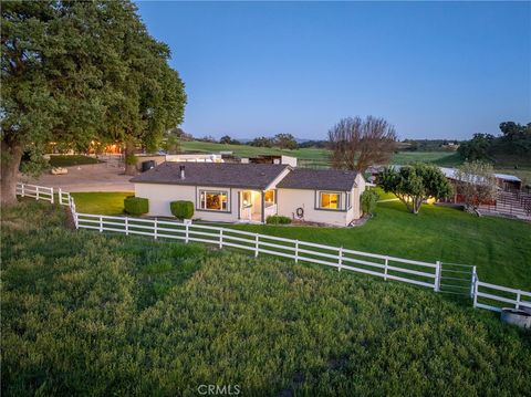 Tiny photo for 5385 Camp 8 Rd, Paso Robles, CA 93446 (MLS # NS26055319)