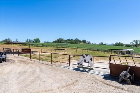 Tiny photo for 5385 Camp 8 Rd, Paso Robles, CA 93446 (MLS # NS26055319)