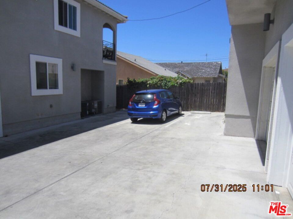Properties 2 5235 Virginia Avenue