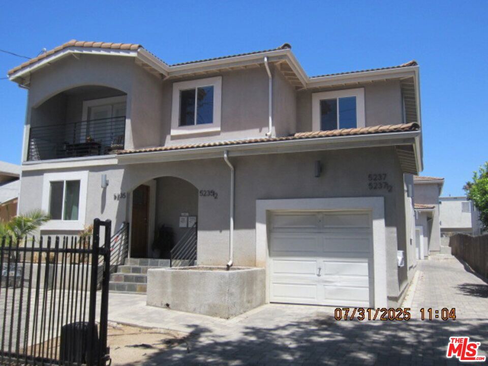 Rare chance to acquire beautiful 4 spacious units build on 2016. Green Certified property that includes rain capturing LID containers. No Rent Control (according to Seller),All units are four bedrooms and tenant occupied. Each unit has energy efficient appliances and fixtures. It is centrally located in the beautiful Hollywood corridor, close to all amenities that the area has to offer, where you can find so many various kinds of restaurants with delicious foods. It is just minutes away from Griffith Park, golf courses, tennis courts, easy access to all freeways that connects all around