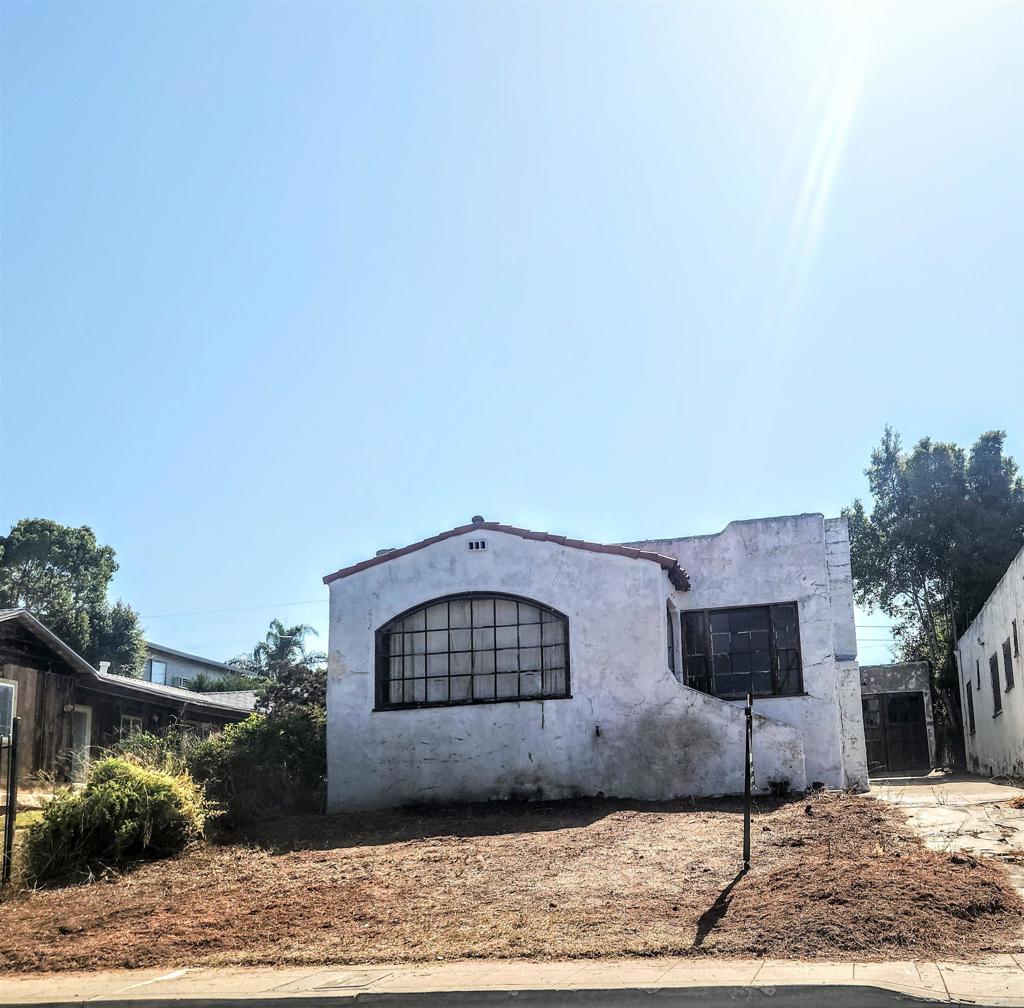 Opportunity awaits in the highly sought-after El Cerrito neighborhood of San Diego! This 3-bedroom, 1-bathroom home offers 1,136 sq ft of potential and sits on a 0.13-acre lot with valuable alley access—perfect for expansion, an additional garage, ADU, or even a pool. Enjoy peek-a-boo city views and a prime location close to freeways, restaurants, shopping, and San Diego State University. The property also features a driveway and a detached one-car garage (fixer condition), offering off-street parking and even more possibilities. Bring your vision and unlock the potential of this charming fixer-upper!