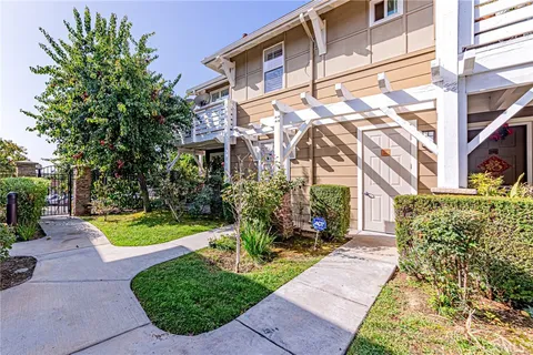 735 Francesca Dr Unit 202, Walnut, CA 91789 - MLS#: RS26059591
