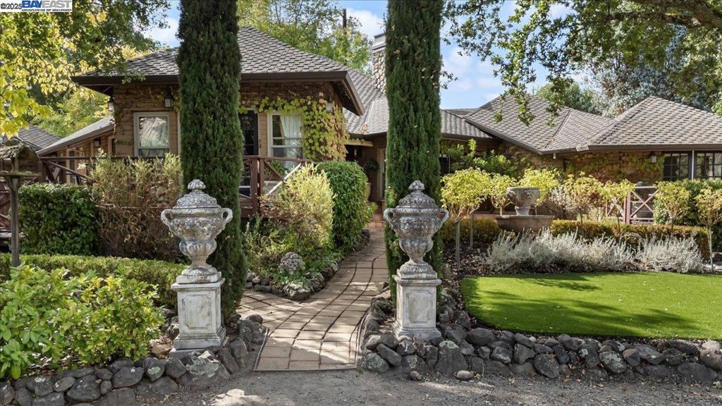 DANVILLE - Residential