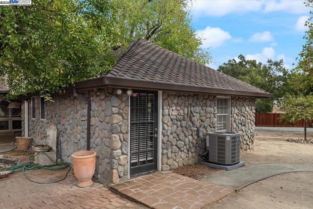 DANVILLE - Residential
