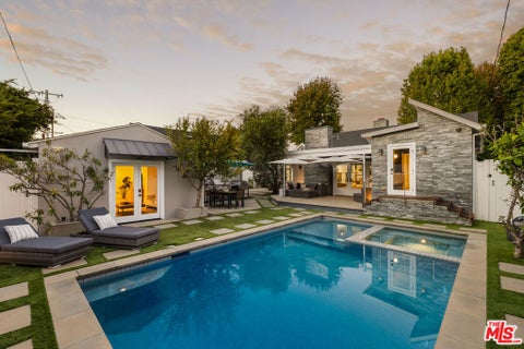 Photo of 7715 Henefer Avenue, Los Angeles, CA 90045 (MLS # 26874533)