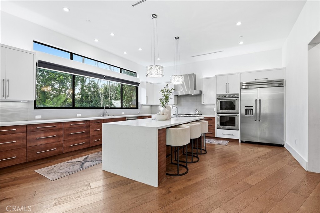 Encino, California, 91316, United States, 4 Bedrooms Bedrooms, ,5 BathroomsBathrooms,Residential,Active,2023419