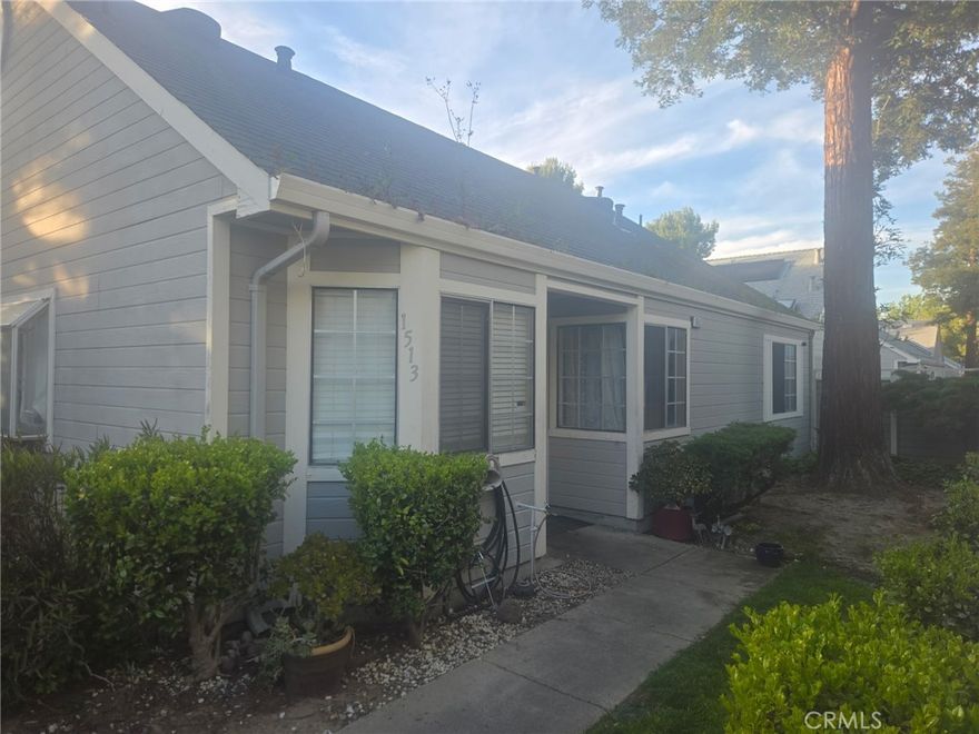 Charming 3-bedroom, 2-bath townhouse in the heart of Antioch offering 1,198 sq ft of comfortable living space. This well-maintained home features a bright and open layout, spacious bedrooms, and a detached 1-car garage. Perfectly situated near local amenities, parks, and schools.