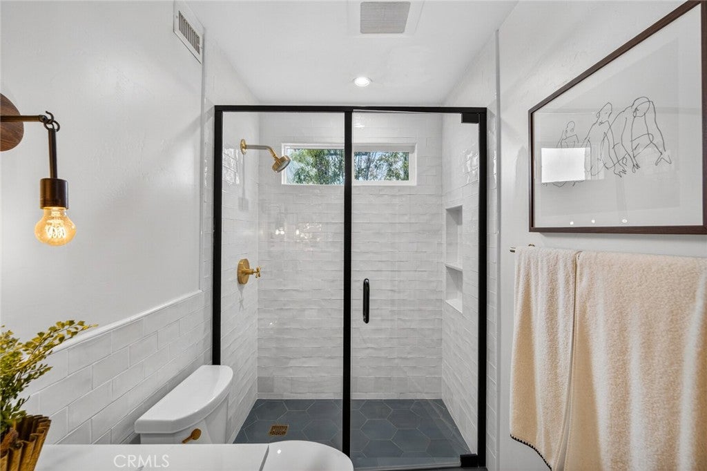 956 Tia Juana, Laguna Beach CA 92651 - Photo 23