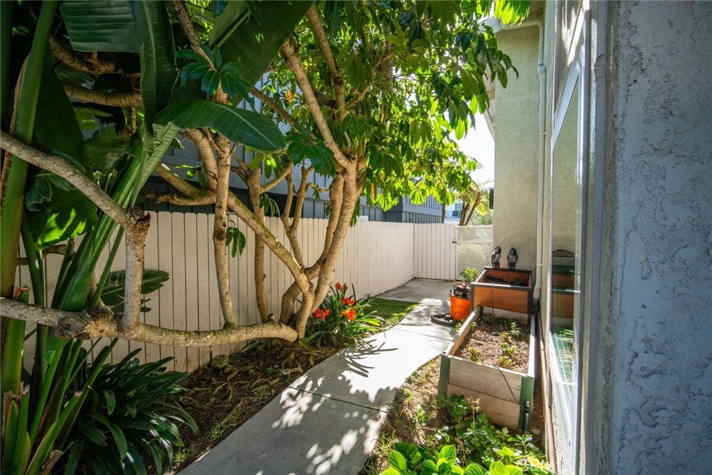 956 Tia Juana, Laguna Beach CA 92651 - Photo 61
