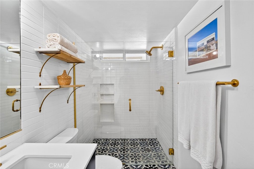 956 Tia Juana, Laguna Beach CA 92651 - Photo 44