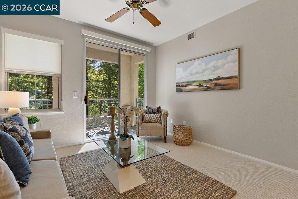 1860 Tice Creek Dr 1206