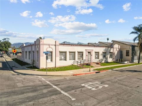 Photo of 309 E Commercial Street, Pomona, CA 91767 (MLS # CV26002850)