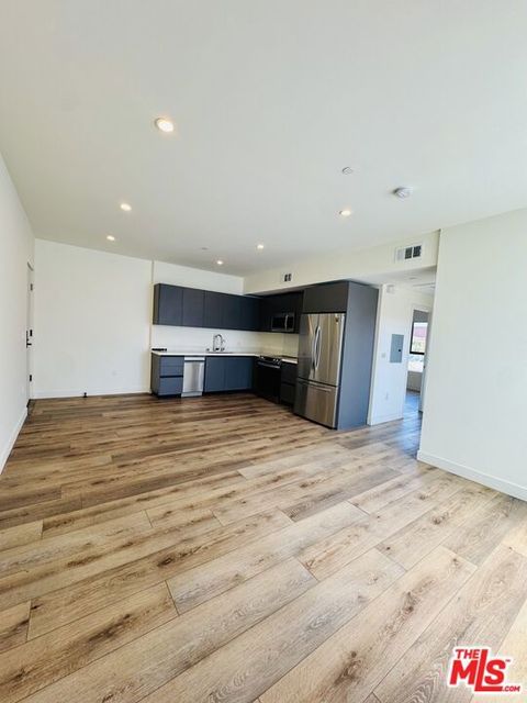 Photo of 919 Harvard Boulevard #205, Los Angeles, CA 90006 (MLS # 26716333)
