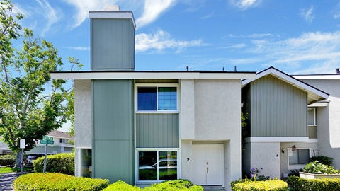 Photo of 2 Sunflower, Irvine, CA 92604 (MLS # OC26199928)