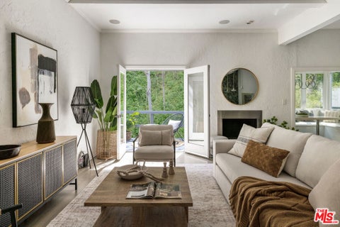 Photo of 8326 Kirkwood Drive, Los Angeles, CA 90046 (MLS # 26666393)