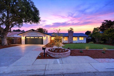 Photo of 1541 Awalt Court, Los Altos, CA 94024 (MLS # ML82065839)